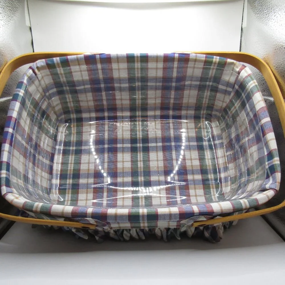 Longaberger Basket with Liner and Protector - Picture 9 of 13